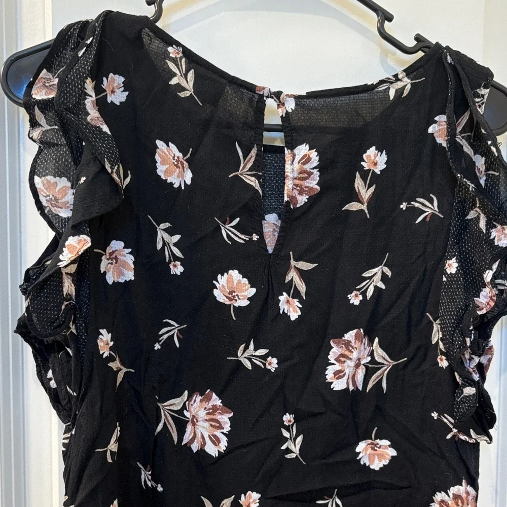 a new day Black Floral Blouse - Picture 4 of 4